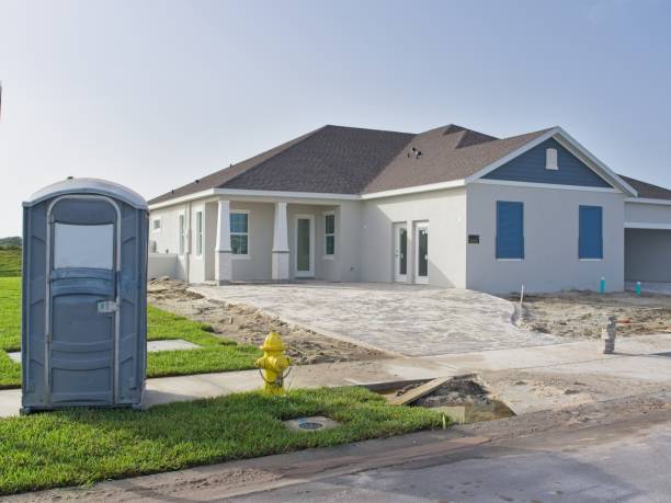 Best Construction site porta potty rental  in Smithville Sanders, IN